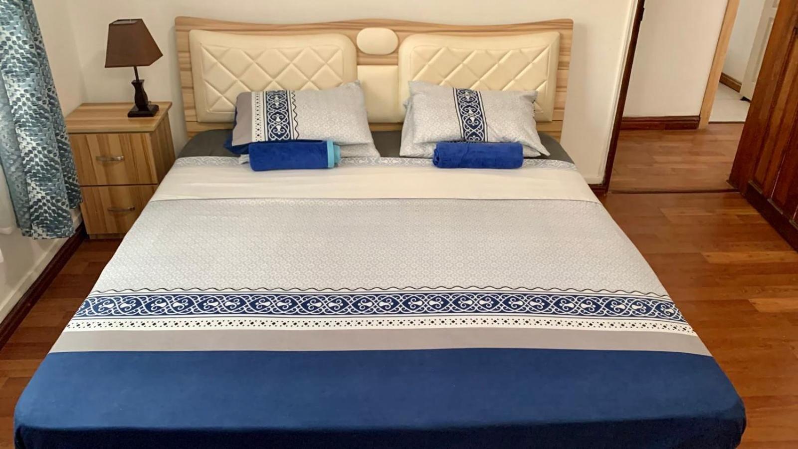 White Castle Villa Pereybere Beach Екстер'єр фото
